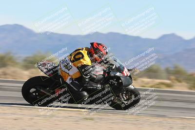 media/Nov-16-2025-Race Pace (Sun) [[8c5fa54630]]/Non Verified Riders (1st 20 Minutes)/3-Turn 3 Inside (11am)/